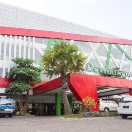 Dewarna Hotel Bojonegoro Exterior foto