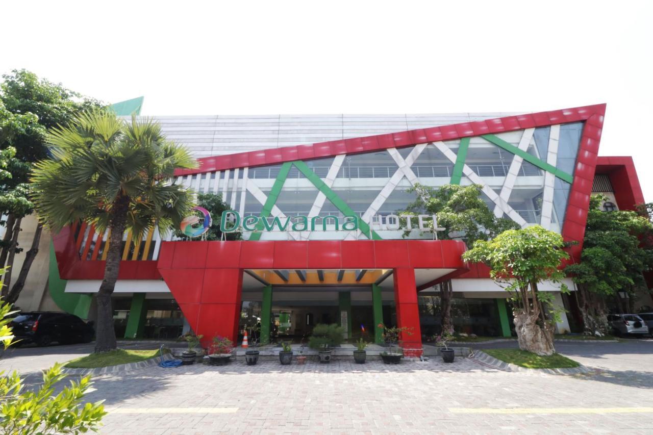 Dewarna Hotel Bojonegoro Exterior foto